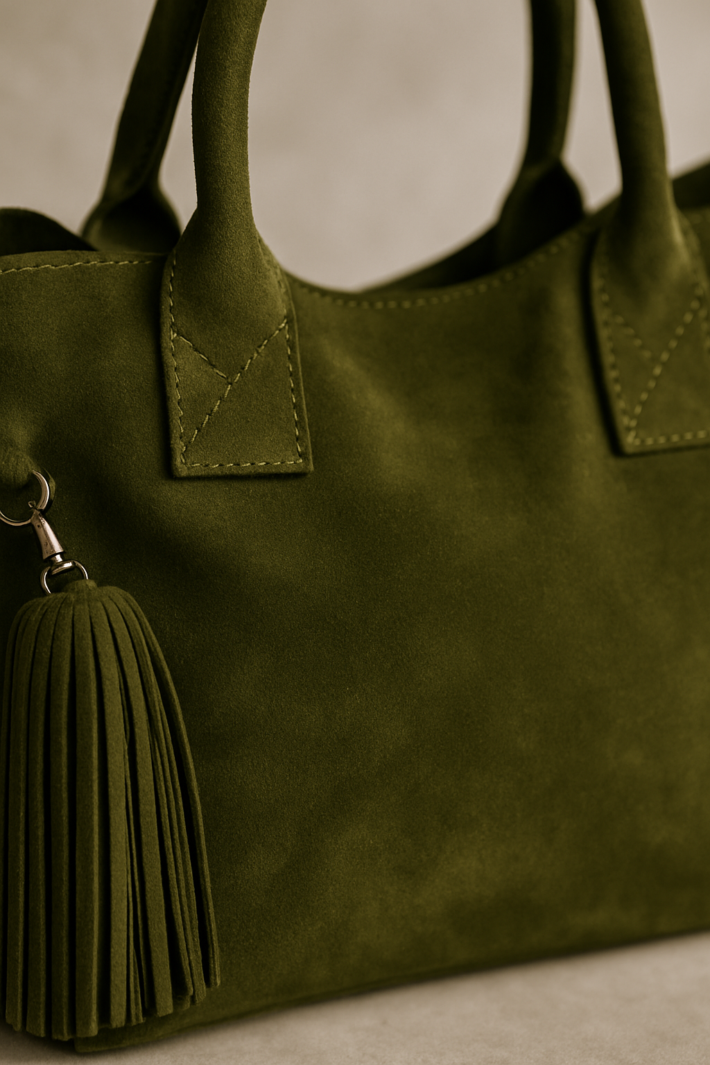 Bolsa de Piel  aterciopelada verde olivo